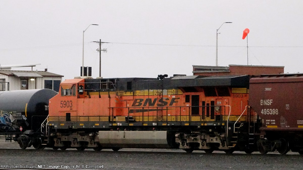 BNSF 5903